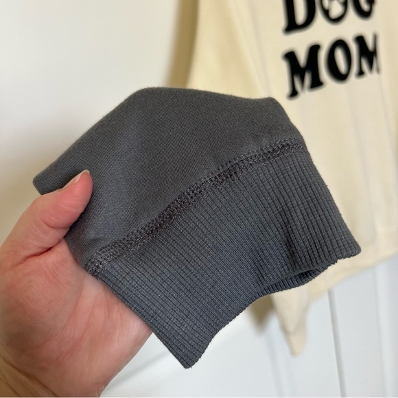 NWOT Fleece-Lined Dog Mom Sweatshirt Color Block Dog Lovers Slouchy Relaxed Fit - Picture 7 of 17